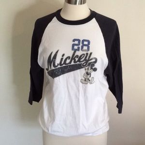 Disney Baseball Tee Size - M
